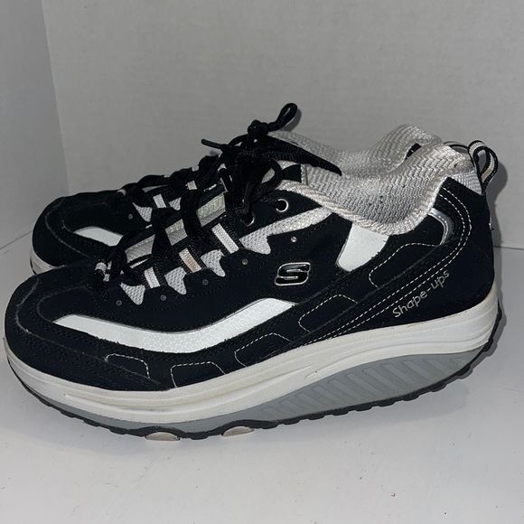 Skechers Shoes - Skechers Shape Ups Women's Walking Toning Sneakers Size 9 Black White